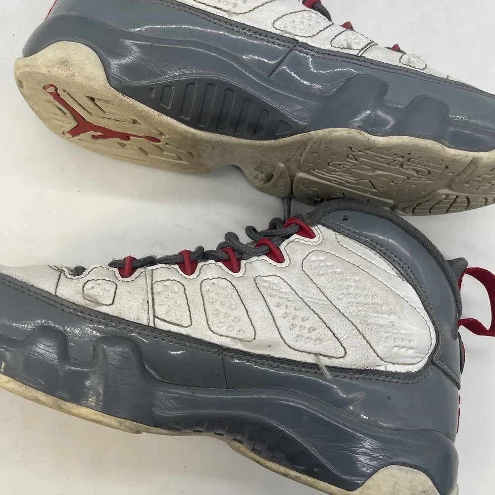 Jordan 9 Fire Red Shoes Youth Size 5.5Y Kids 302359-162